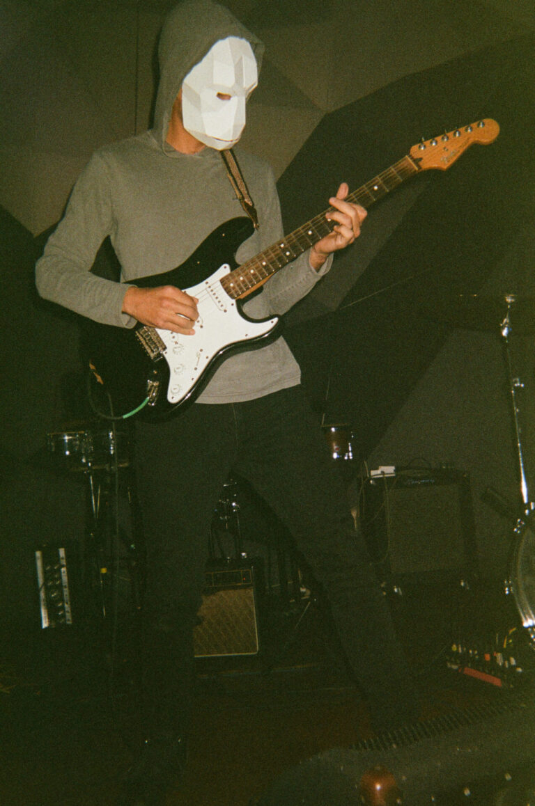 20211102 01 terror