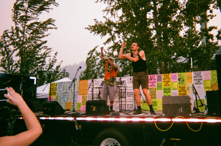 20200907 04 mic