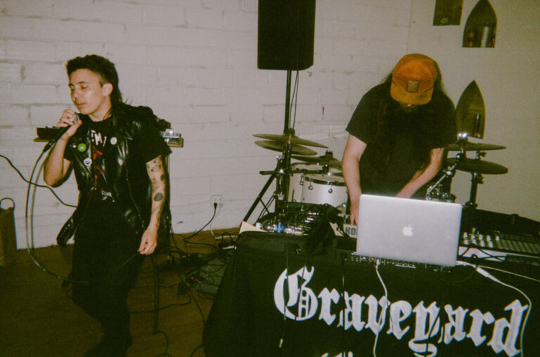20190419 02 graveyard