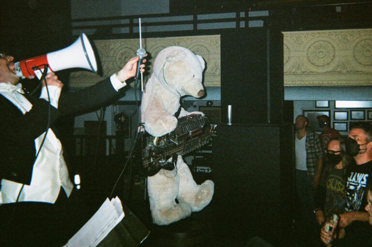 20230929 02 teddy